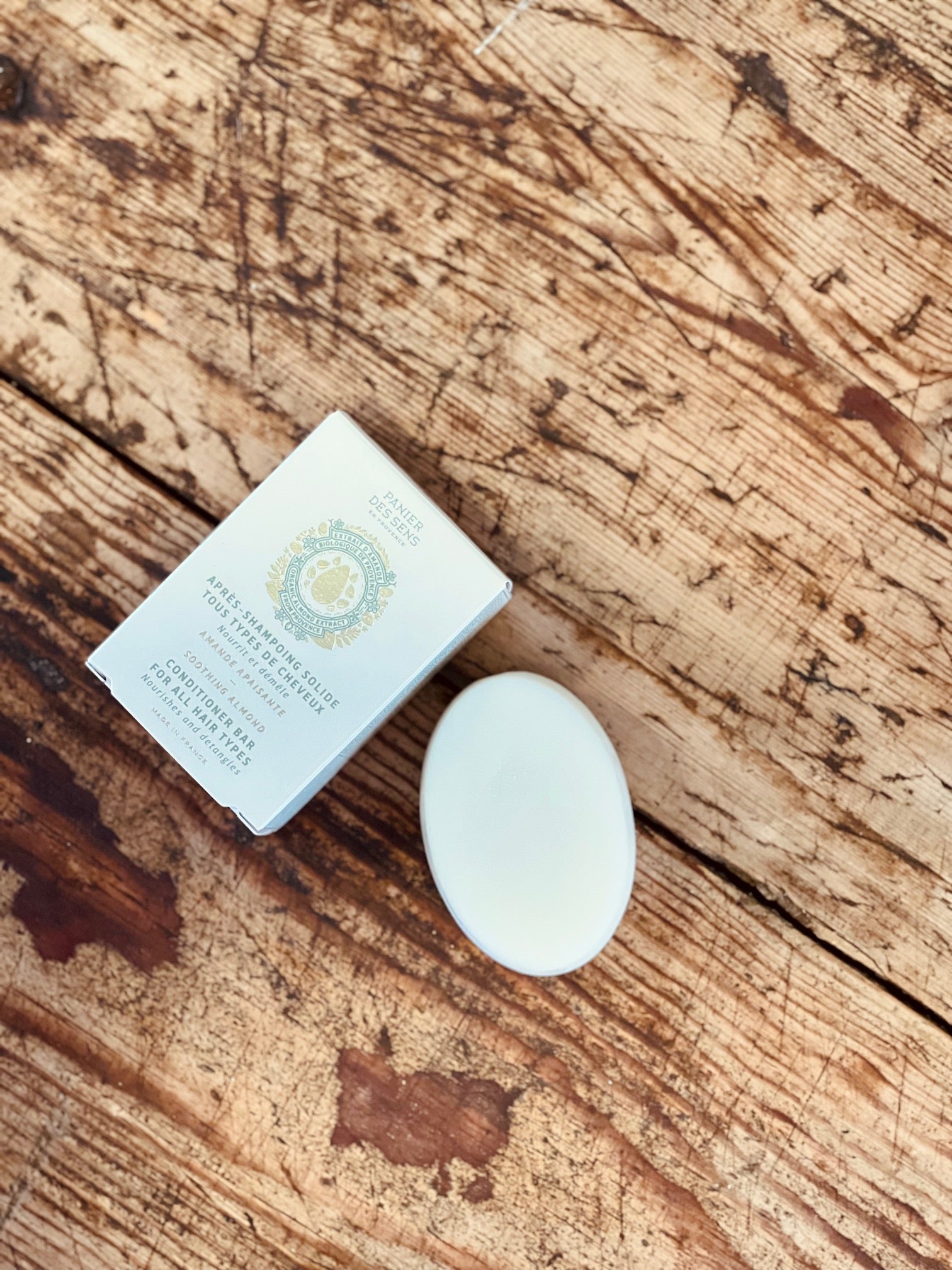 Acondicionador para el cabello con aceite esencial de almendra dulce